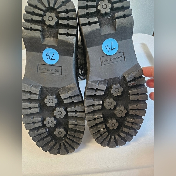 Sincerely Jules -Stylish Green Combat Boots Women's 7.5  NWOT - Picture 5 of 8